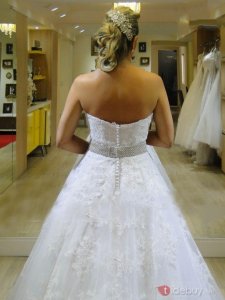 Sweetheart Appliques Beading A Line Wedding Dress